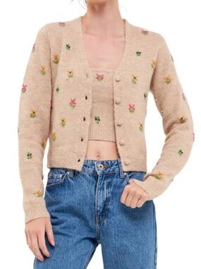 NWOT English Factory Beige V-Neck Cropped Cardigan with Floral Beading